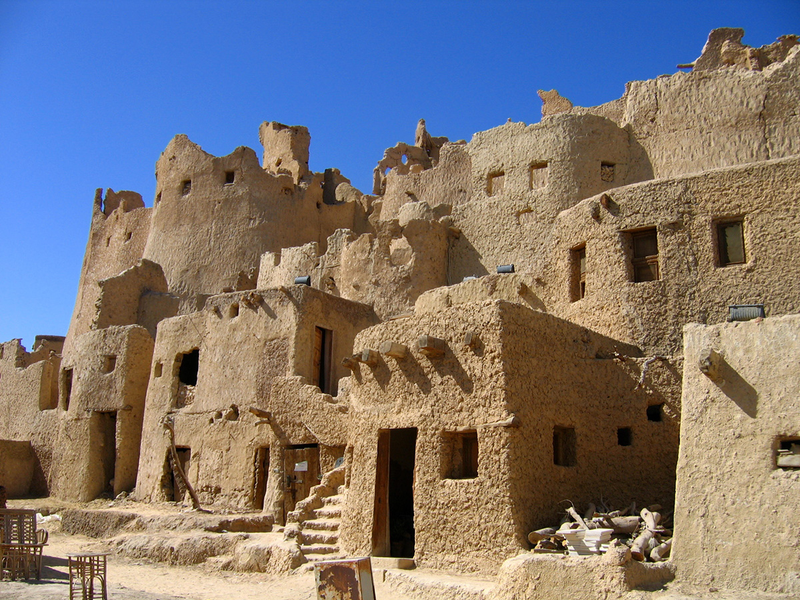 Casas de Adobe en Siwa. Foto: Tronics / Wikimedia Commons
